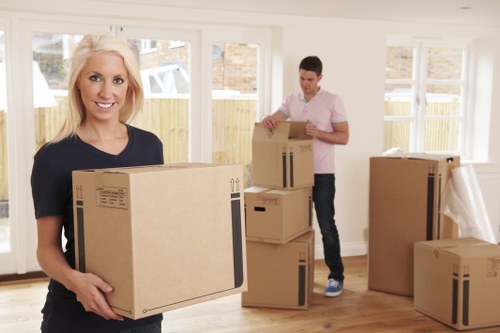 Small business and office moving service in Tottenham Hale